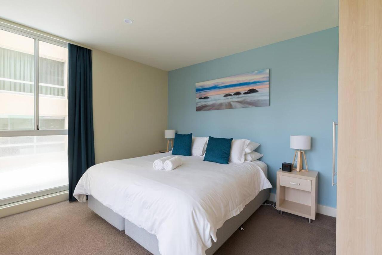 Beachside Luxury Apartments One & Two Bedroom In Beachfront Oaks Pier Building Glenelg Buitenkant foto