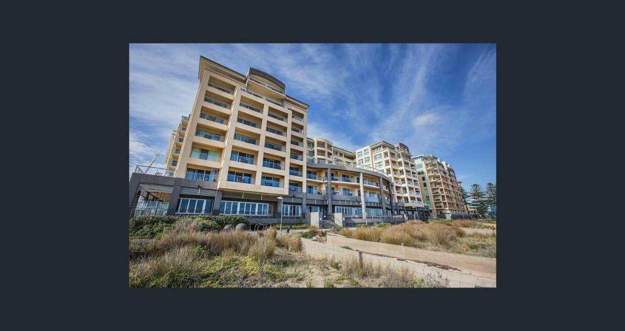 Beachside Luxury Apartments One & Two Bedroom In Beachfront Oaks Pier Building Glenelg Buitenkant foto